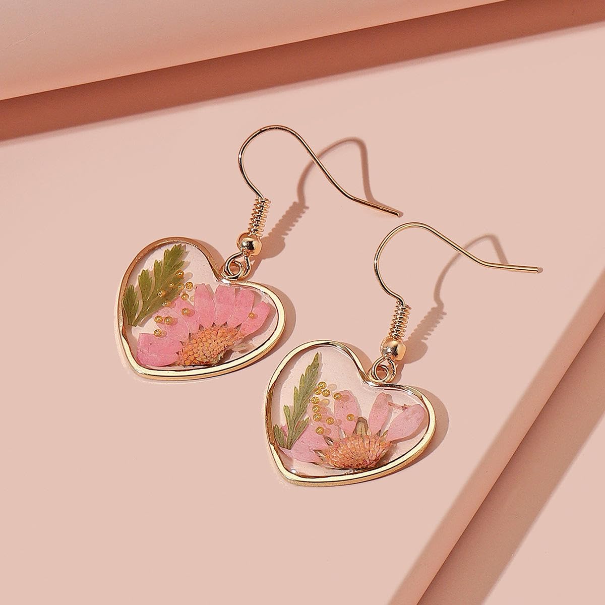 El Regalo Beautiful Transparent Heart Dried Flower Earrings for Women | Handmade Real Dried Floral Resin Dangle Earrings | Lightweight Bohemian Style Camellia Flower Earrings | Elegant Jewelry Gift (style-2)