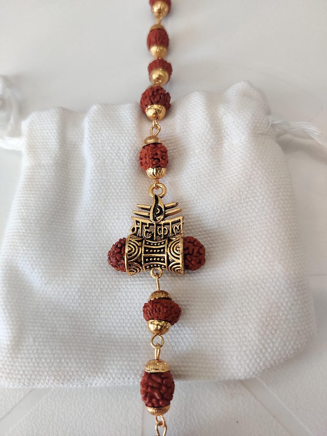 El Regalo OM Rudraksha Mahakal Metallic Golden Brass Bracelet Rakhi for Brother Rudraksha Rakhi with shagun, Rakhi Message Card in Rakhi Gift Box Rakhi for Bhai
