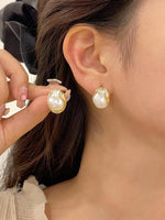 El Regalo Womens Classic Baroque Faux Pearl Stud Earrings - Elegant French Vintage Style, Irregular Geometric Abstract Golden Pearl