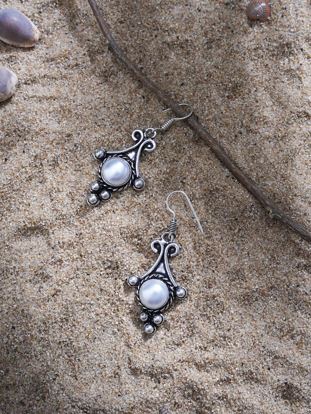 El Regalo Oxidized 925 Silver Plated Pearls Hook Earrings- Vintage Retro Style Pearl Drop Handmade Earrings for Women/Girls