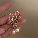 El Regalo Romantic Tulip Summer French Vintage Oil Dropping Flower Pearl Earrings- Light & Luxury Retro Pink Flower Pearl Stud Earrings