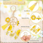 El Regalo Personalized Name Initials Natural Flowers & Bee Charm Keychain - Custom Letter Keyring with Daisy Flower & Honey Bee Pendant, Purse, Bag, Backpack Accessory (Letter M)