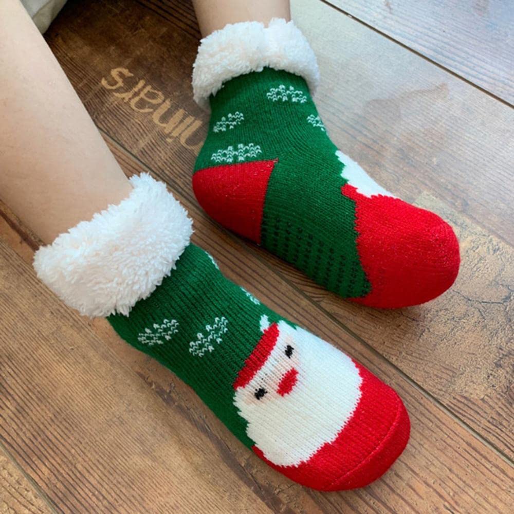 El Regalo 1 Pair Thermal Fluffy Socks for Kids- Girls/Boys - Soft Warm Fleece Lining Knitting Non-Slip Winter Slipper Socks - Christmas Santa, Heart & Giraffe (Green Christmas Socks, 3-6 Years)