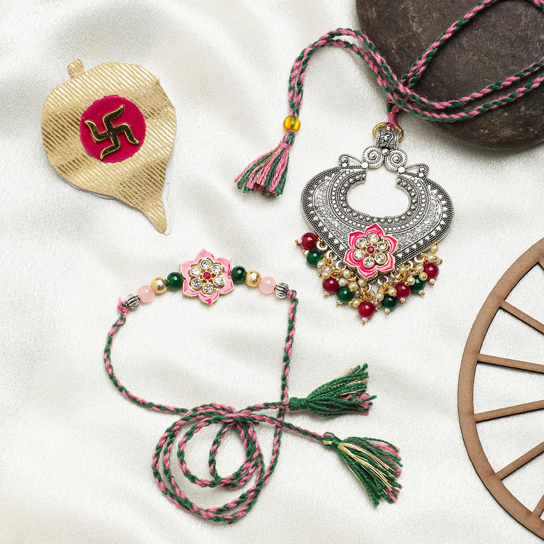 El Regalo Designer Bhaiya- Bhabhi Rakhi Luma/Lumba Set- Kundan, Pearls Rakhi with Roli Chawal in Gift Box- Luma Convertible into Necklace (Option-2)