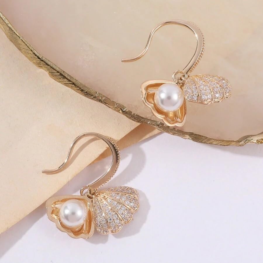 El Regalo Pearl Shell-Shaped Earrings - Fashionable Cute Inlaid Cubic Zirconia Pearls Shell Hook Earrings for Girls & Women, Elegant Sea-Inspired Design