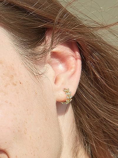 El Regalo Stainless Steel Tiny & Cute Leaves Hoop Earrings for Kids/Girls/Women- Anti-Tarnish/Waterproof Leaves Pattern Small Hoop Earrings (Gold & Silver)