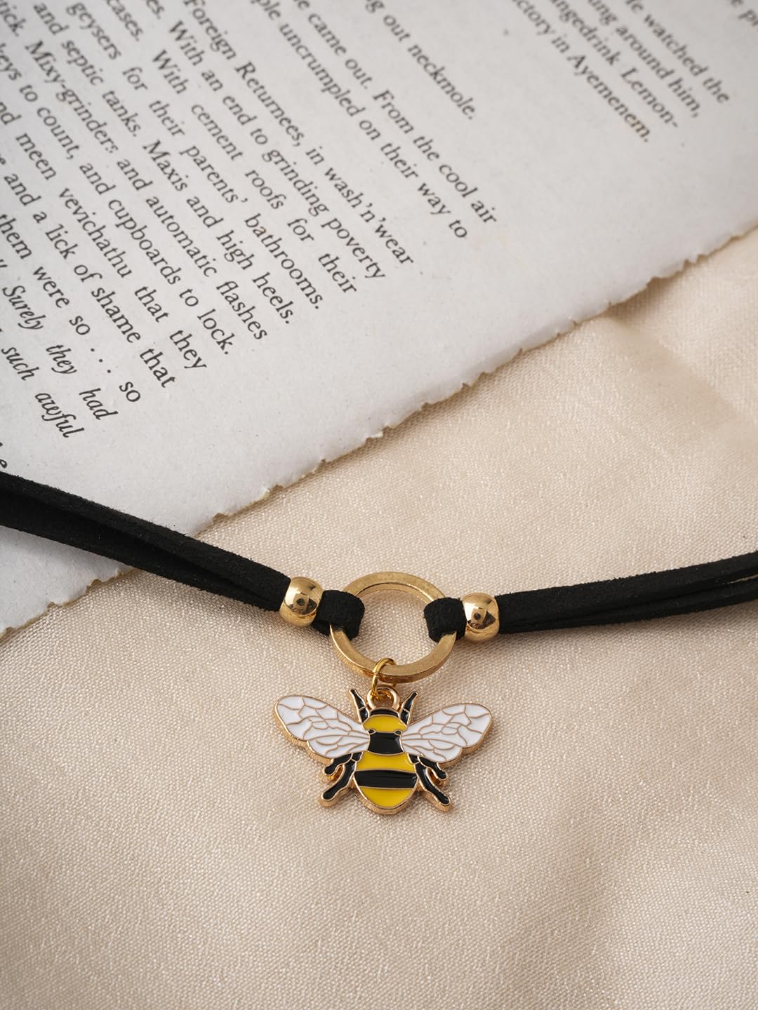 El Regalo 1PC Cute & Fancy Black Faux Choker Collar Necklace with Charms for Girls & Women (Honey Bee Charm Choker)