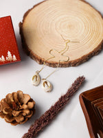 El Regalo Bohamian Cowrie Shell Earrings- Electroplated Retro Shell Charms Earrings for Girls & Women (Cowrie Shell Threader Earrings)