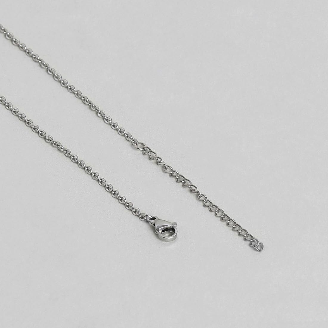 El Regalo 1PC Guitar Pendant Necklace-Stainless Steel Rock Electric Guitar Unisex Pendant Necklace for Girls/Boys/Men/Women- Hip Hop Music Necklace Jewellry for Music Lovers (Silver)