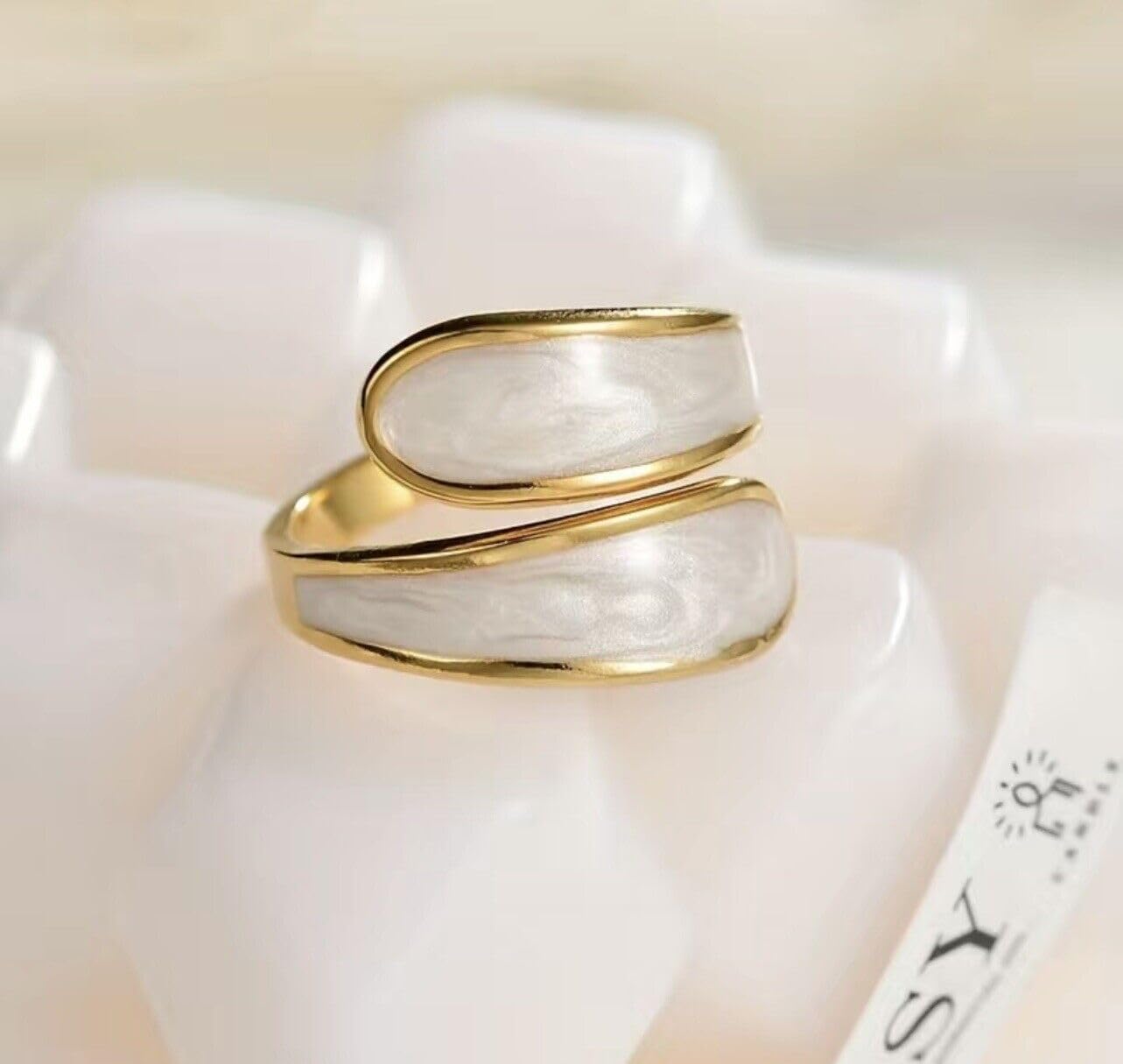 El Regalo Stainless Steel Oil Drip Enamel Finger Ring for Girls & Women- Fancy, Contemporary Adjustable Irregular Finger Rings (Cream)