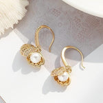 El Regalo Pearl Shell-Shaped Earrings - Fashionable Cute Inlaid Cubic Zirconia Pearls Shell Hook Earrings for Girls & Women, Elegant Sea-Inspired Design