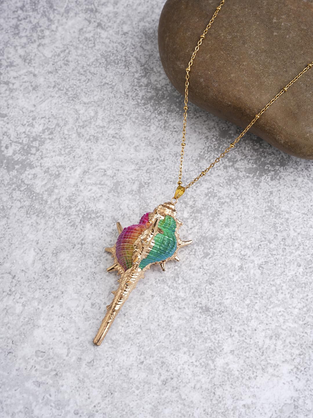 El Regalo Super Elegant & Classy Electroplated Cowrie Shell Pendant with Sleek Stainless Steel Chain- Bohemian Hawaii Fashion Summer Beach Jewelry for Girls/Women (Multi-Colored)