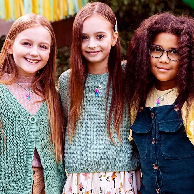 El Regalo 3 PCs BFF Best Friend Forever Split Heart Magnetic Matching Pendant Necklaces Set for Kids/Girls/Teens- Friendship Puzzle Necklaces Sets for Besties (Sparkly Blue Heart)