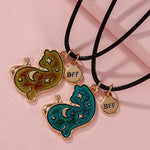 El Regalo Womens 2PCs BFF Best Friends Cats with Moon Stars Necklaces Set- Best Friends Necklace for 2 Color Change Due to Temperature BFF Jewelry Friendship Gifts
