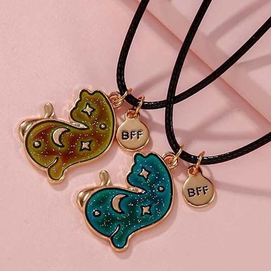 El Regalo Womens 2PCs BFF Best Friends Cats with Moon Stars Necklaces Set- Best Friends Necklace for 2 Color Change Due to Temperature BFF Jewelry Friendship Gifts
