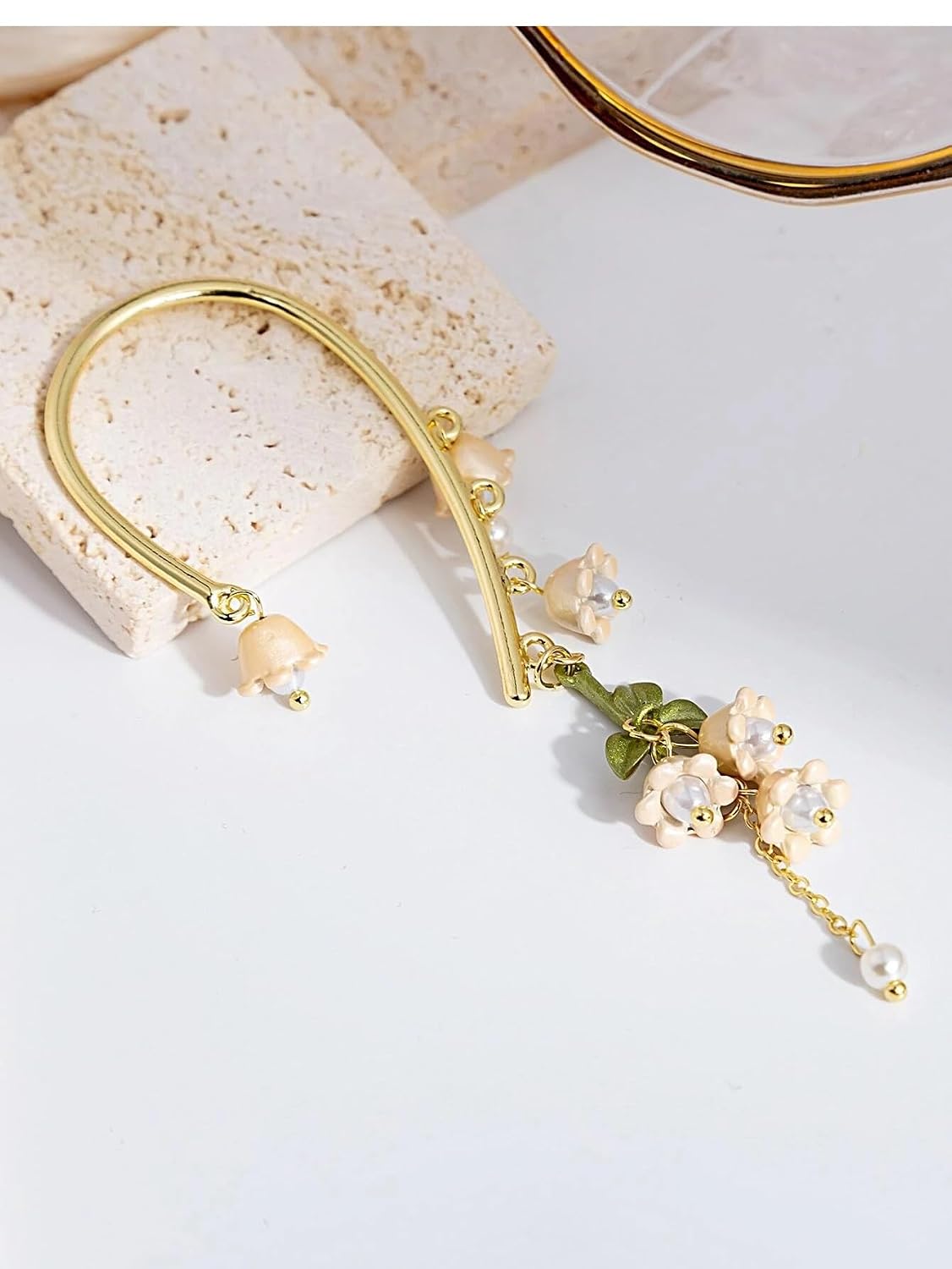 El Regalo 1 Pair Lily of the Valley Ear Cuffs Earrings for Women, Non Piercing Leaf Lily Flower Ear Cuffs Wrap Clip on Crawler Climber for Women
