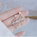 El Regalo Golden Moon, Pearl, Cat, Flower, Wings Dangle Earrings For Girls & Women- Temperament Pearl Cherry Cat Rhinestone Earring Girl Party Jewelry Gift (Wings Earrings)