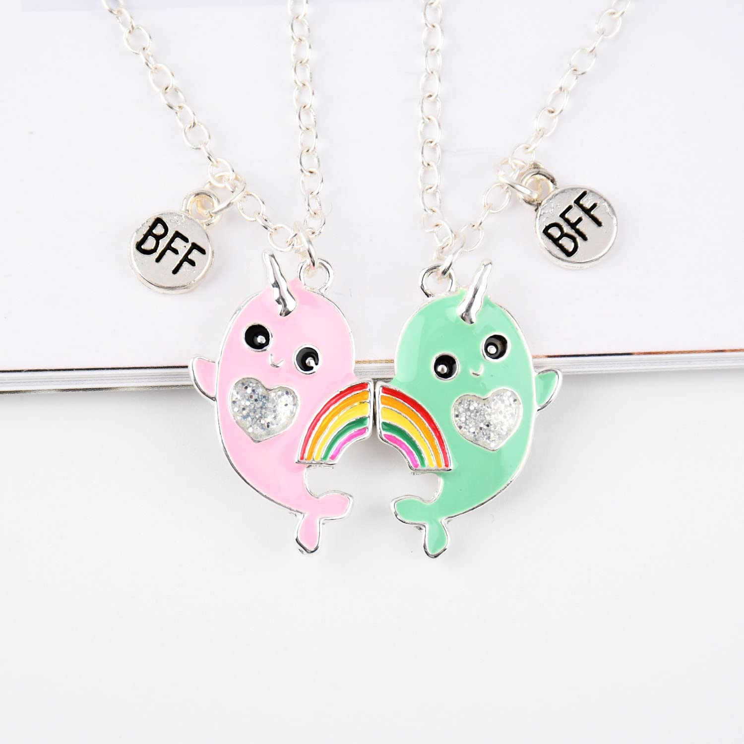El Regalo Best Friend Forever 2Pcs-Split Magnetic Matching Bff Pendant Necklaces Set- Unicorns, Whales, Koalas Pendant Friendship Necklaces For Girls (Whales Bff Necklace)