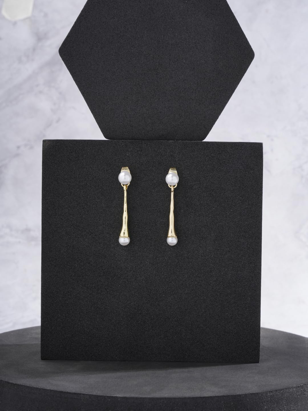 El Regalo 1 Pair Front Back Western Pearls Earrings- Elegant Pearl Drop Earring Temperamental Metal Long Sticks Dangle Earrings (Gold)