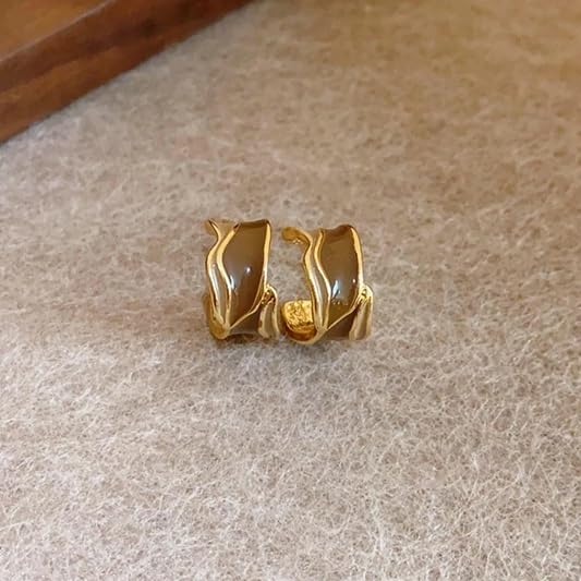 El Regalo 3 Pairs Fashion Maillard Drip Glaze Half Hoop Stud Earrings Combo for Girls & Women - Elegant Gold Plated Modern Enamel Small Hoop Earrings Set (Beige Brown Tones)