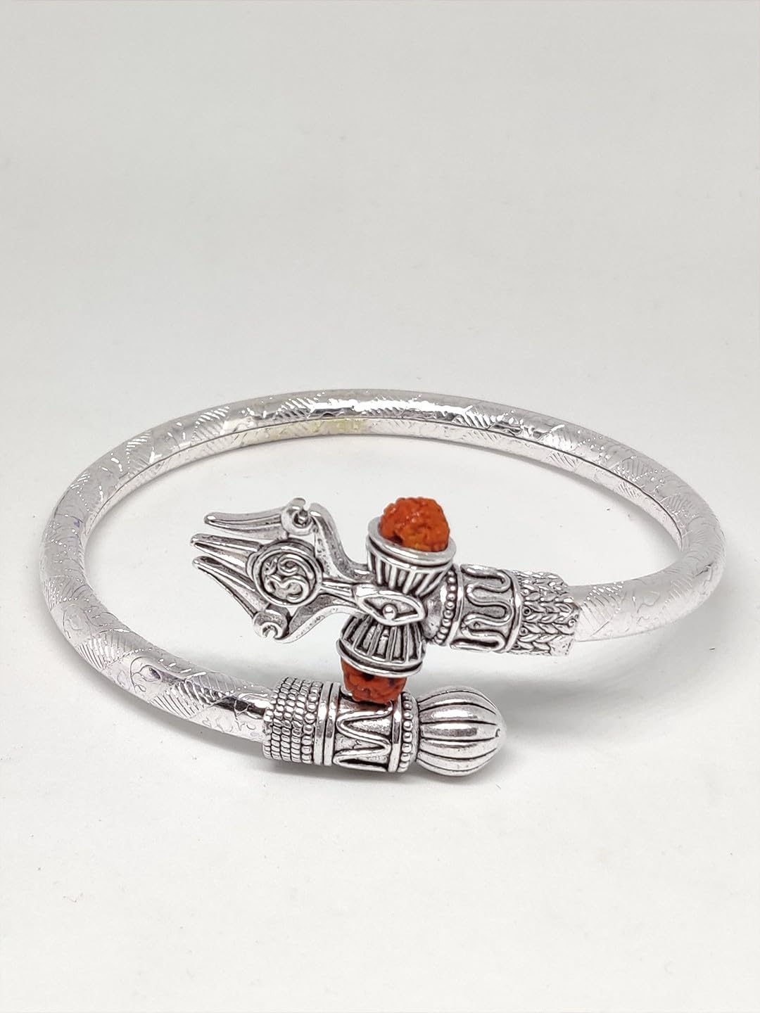 El Regalo Trident Rudraksha Kada Bracelet Rakhi for Brother/Bhai- Rudraksha Trishool Silver Plated Rakhi for Bhaiya with Roli Chawal, Card in Rakhi Gift Box