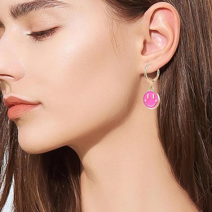 El Regalo Smiley Face Small Huggie Hoop Trendy Emoji Earrings- Preppy Cute Happy Face Dangle Drop Cartilage Colorful Hypoallergenic Earrings Gifts for Teen Girls Women (Pink)