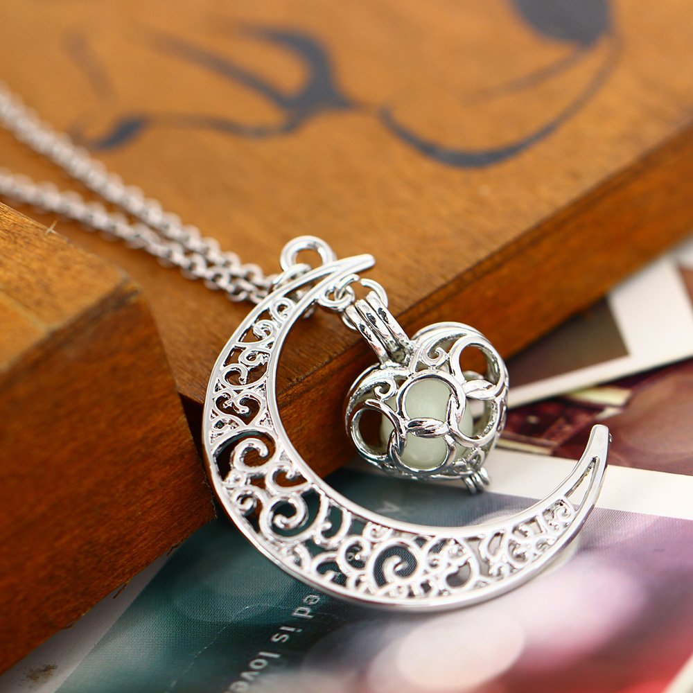 El Regalo Valentine's day gift-Glow In The Dark Moon with hanging Heart Pendant Necklace | Frozn Forest 925 Silver Plated Girls Pendant Necklace