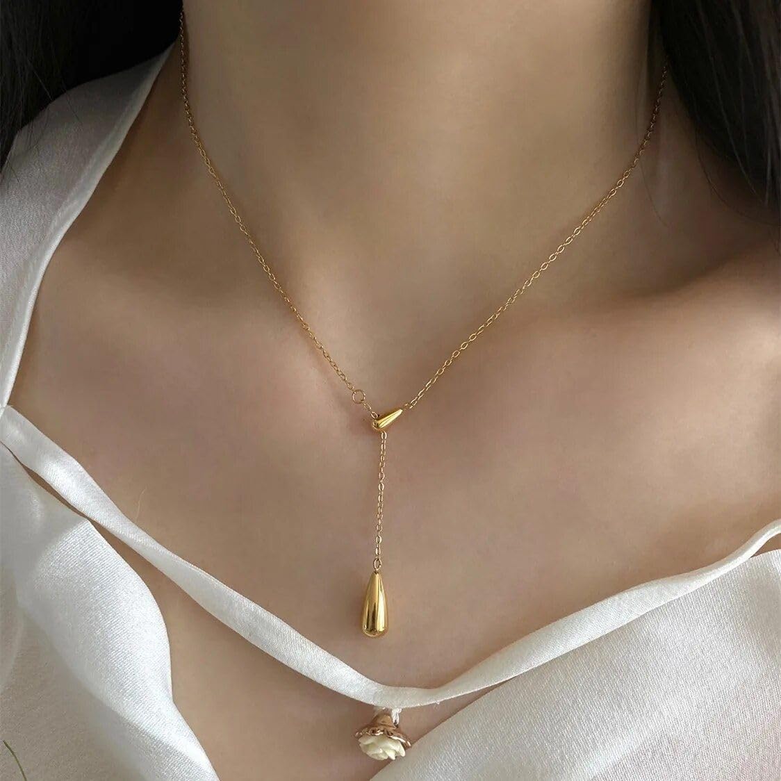 El Regalo Water Drop Minimalist Stainless Steel Necklace - Anti Tarnish, Waterproof Elegant Drop Pendant Necklace for Women - Classy & Timeless Design for Any Occasion