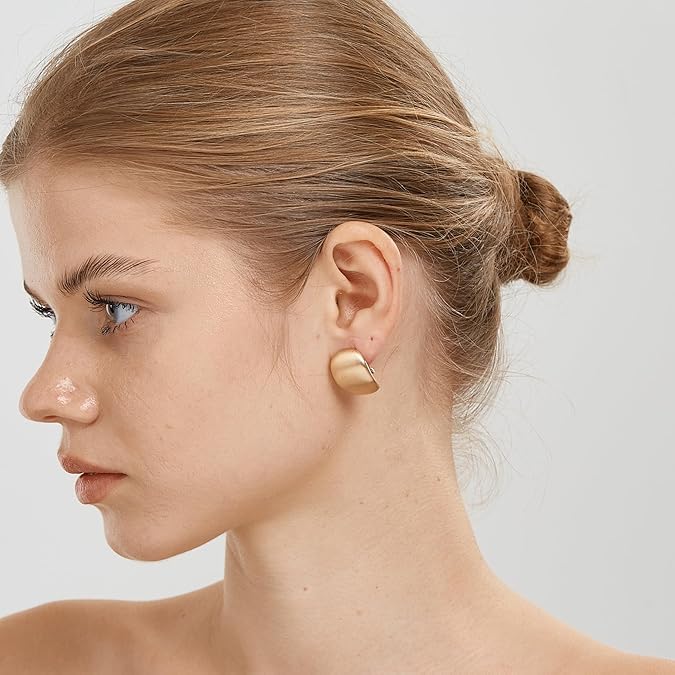 El Regalo 2 Pairs Matte Gold Sliver Non Piercing Clip on Earrings for Women- Geometric Square Casual Fashion Not Pierced Earrings