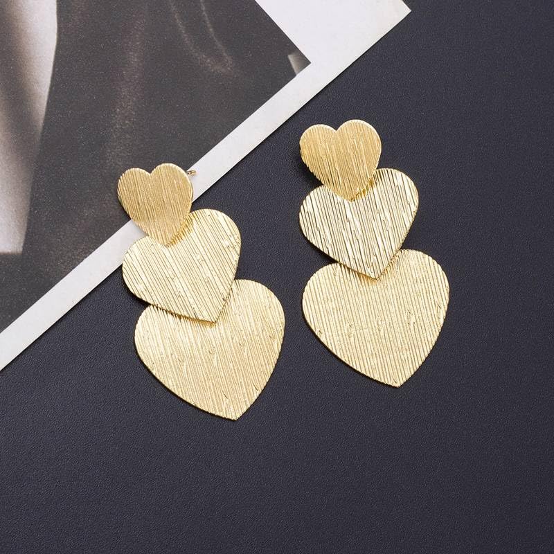 El Regalo Romantic Heart Tassel Metal Texture Long Earrings For Girls & Women Girls- Valentines Day Gift (Matt Golden)