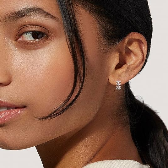 El Regalo Stainless Steel Tiny & Cute Leaves Hoop Earrings for Kids/Girls/Women- Anti-Tarnish/Waterproof Leaves Pattern Small Hoop Earrings (Gold & Silver)