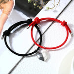 El Regalo Unisex 2 Pcs Heart Couples Magnetic Bracelet for Couples/Besties/Friends - Red & Black Matching Bracelets Friendship Distance Magnetic Love Heart Jewelry